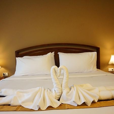 มูน บัดเจ็ต โฮเทล Hotel Ao Nang ภายนอก รูปภาพ